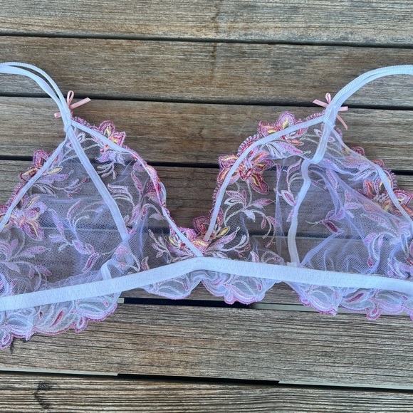 Lise Charmel Ete Frivole Wireless Bra Azalea Floral Embroidered Lace Large GUC - Picture 11 of 13